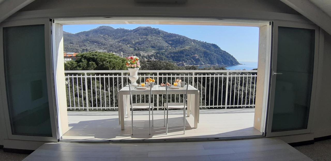 Penthouse By The Sea Appartement Levanto Buitenkant foto