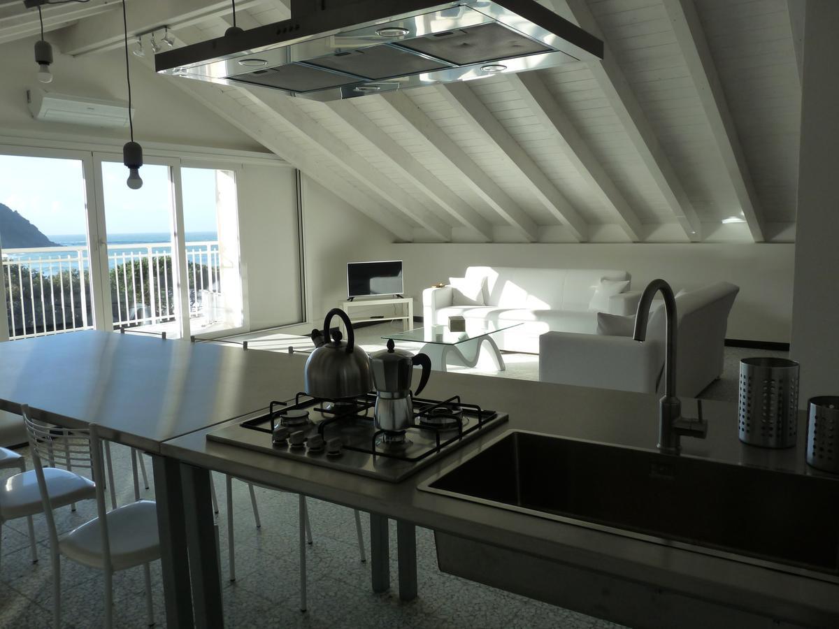 Penthouse By The Sea Appartement Levanto Buitenkant foto